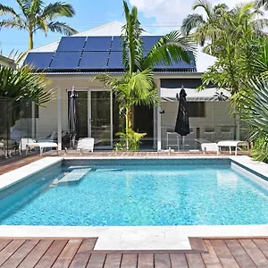 Byron Palms & - Adults Only Couette-café